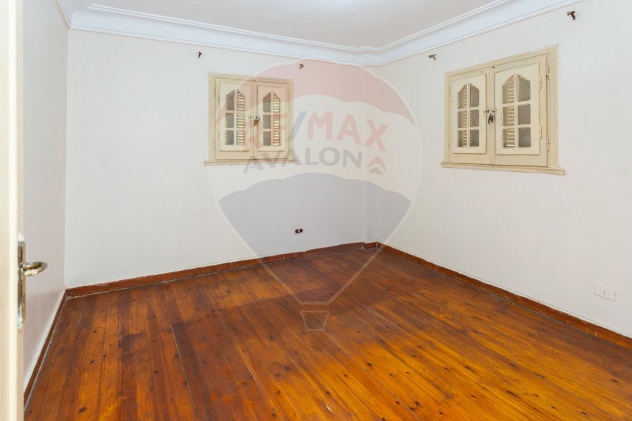 Apartment for sale 400 m Sporting (Port Said St.)
