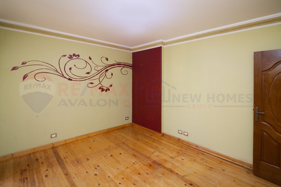 Apartment for sale 185 m San Stefano (directly on the tram - Brand Building