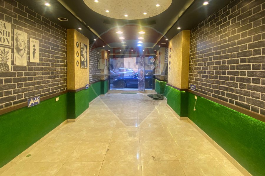 Shop for sale 60 m Glim (Zahran Rushdi St. - steps from Abu Qir St.)