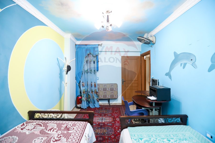 Apartment For Sale 200 m Elsaraya (Steps From Khaled Ebn Elwaleid St.)