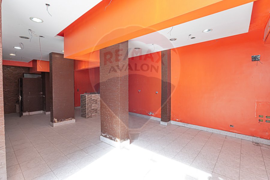 Commercial shop for sale 180 m Tharwat (Abdel Salam Aref St.)