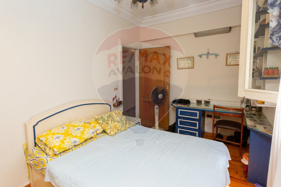 Penthouse apartment for sale 340 m Glim (Mostafa Fahmy St. - Steps from the sea)