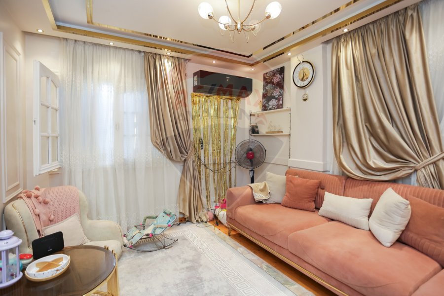Apartment for sale 190 m Sidi Bishr (2nd number from gamal abd elnasir st)