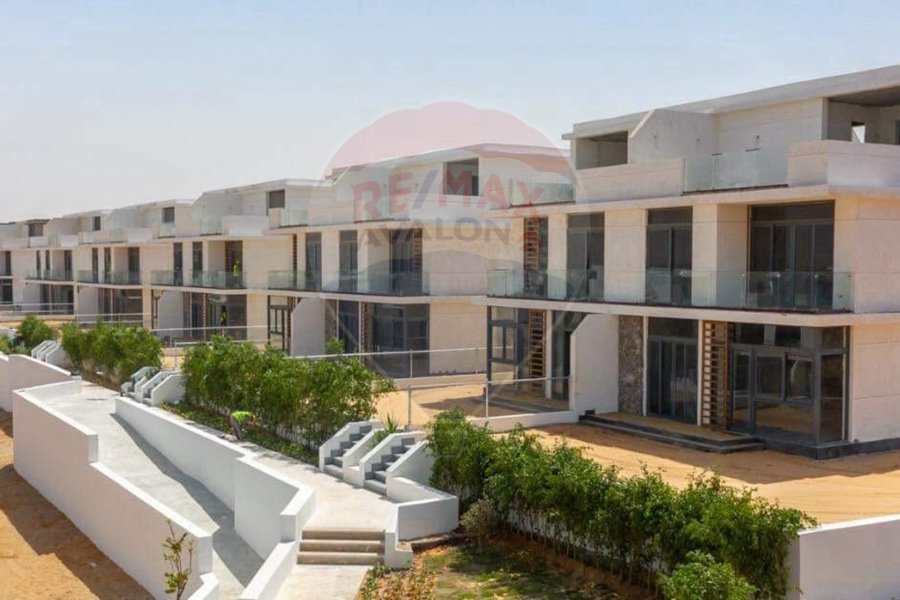 Twin house villa for sale in the Administrative Capital (IL Bosco Compound)