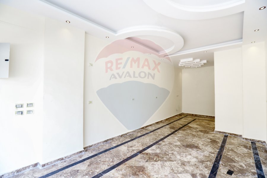 Commercial Shop For sale 35 m Bashayer El kheer ( down town )