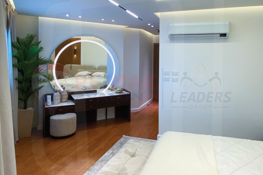 Sky-Villa for sale 277 m Smouha SkyLine