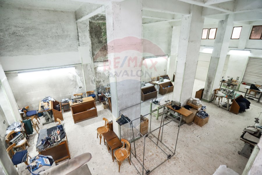 Duplex Clothes Factory for sale or Share 180 m Sidi beshr - ( Steps from the station )