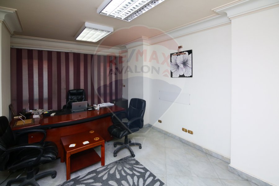 Administrative Unit for sale 240 m Smouha (Tout Ankh Amoon st)