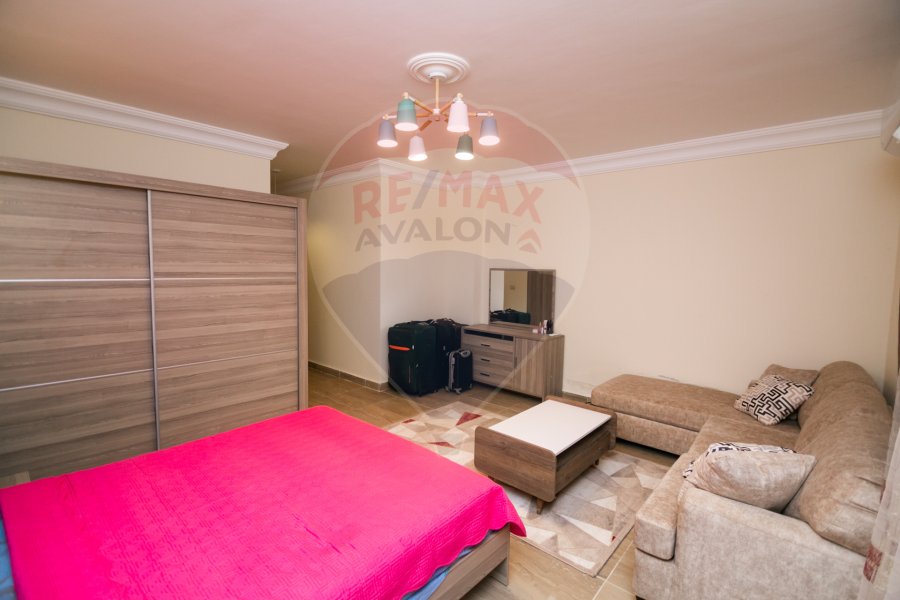 Ground chalet with garden for sale (Coral Hills - Ras El Hekma)