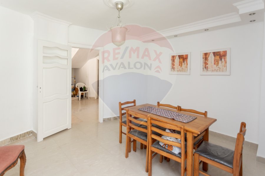 Twin House Villa for sale 450 m Alexwest (Antoniades phase)