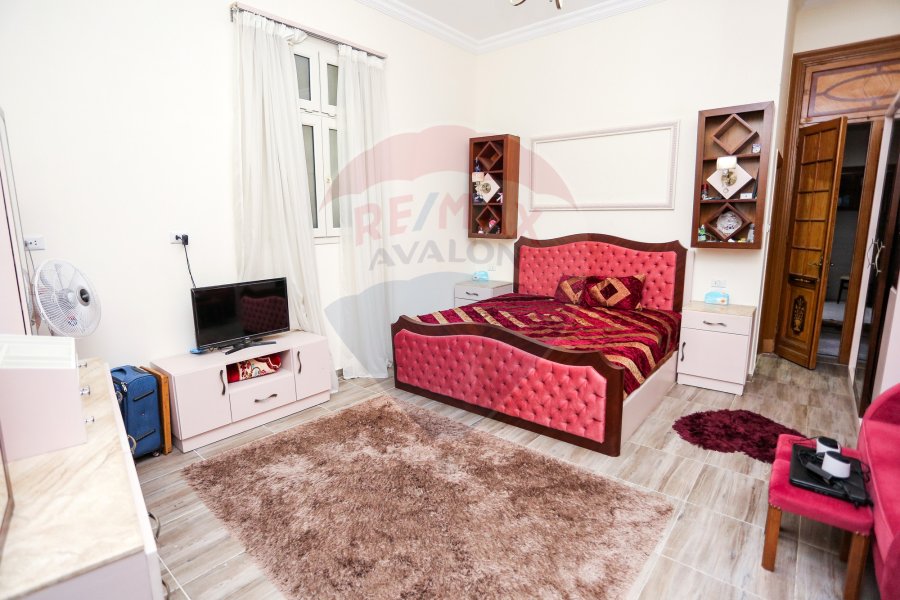 Apartment For Sale 320 m Sporting (Steps From Abo Qer St.)