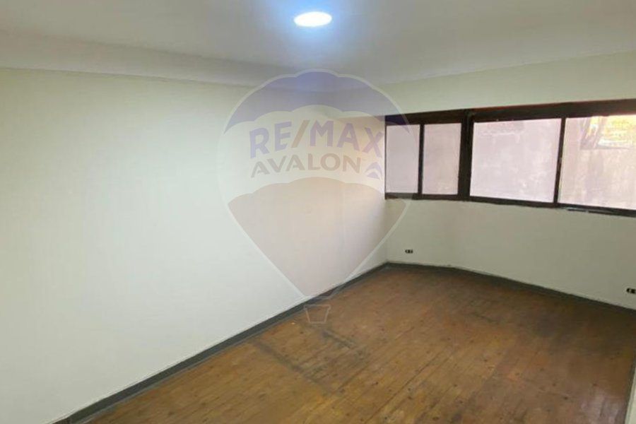 Adminstrative Unit for rent 85 m Smouha (Victor Emmanuel Square)