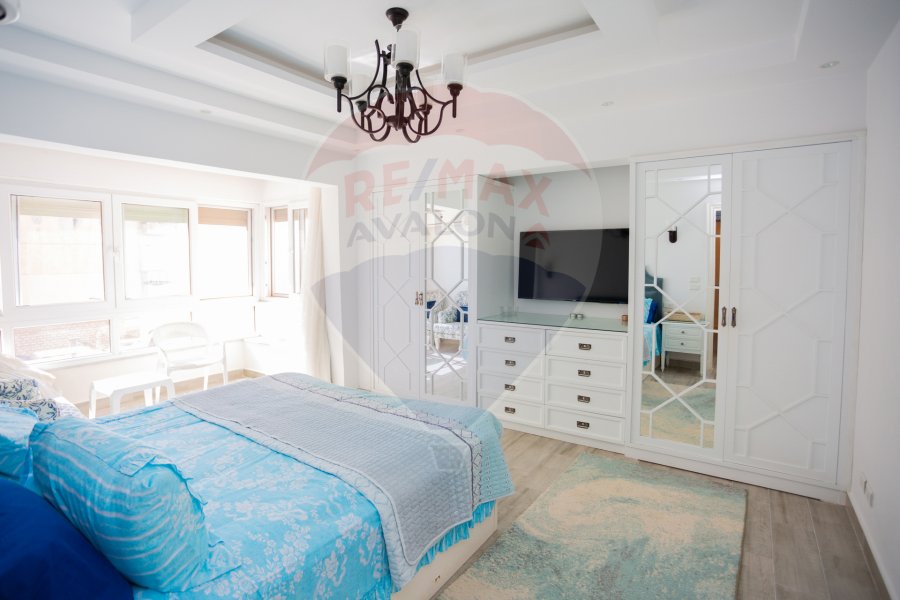 Duplex apartment for sale 150 m + 49 m terrace, Laurent (El Geish Road)