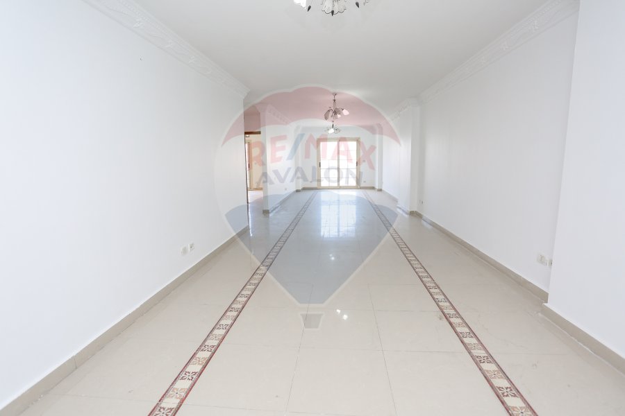 Apartment for sale 215 m Janaklis (Directly on Abo Qeer st)