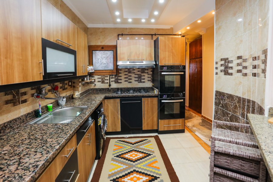 Apartment For Sale 180 m Kafr Abdo (ٍSteps From Sant Giyn Square)
