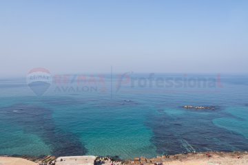 Apartment For sale 200 m Cleopatra (directly on the sea)