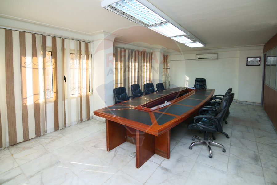 Administrative Unit for sale 240 m Smouha (Tout Ankh Amoon st)