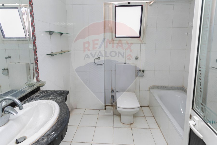 Apartment for sale 248 m Stanly (El Hadaya St)