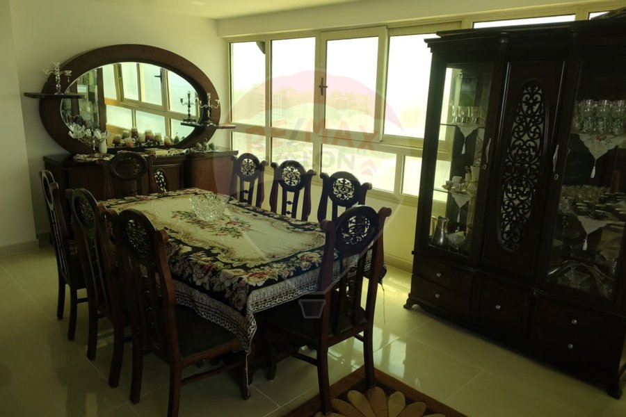 Apartment for sale 330 m Ibrahimiyya (the second number from the sea)