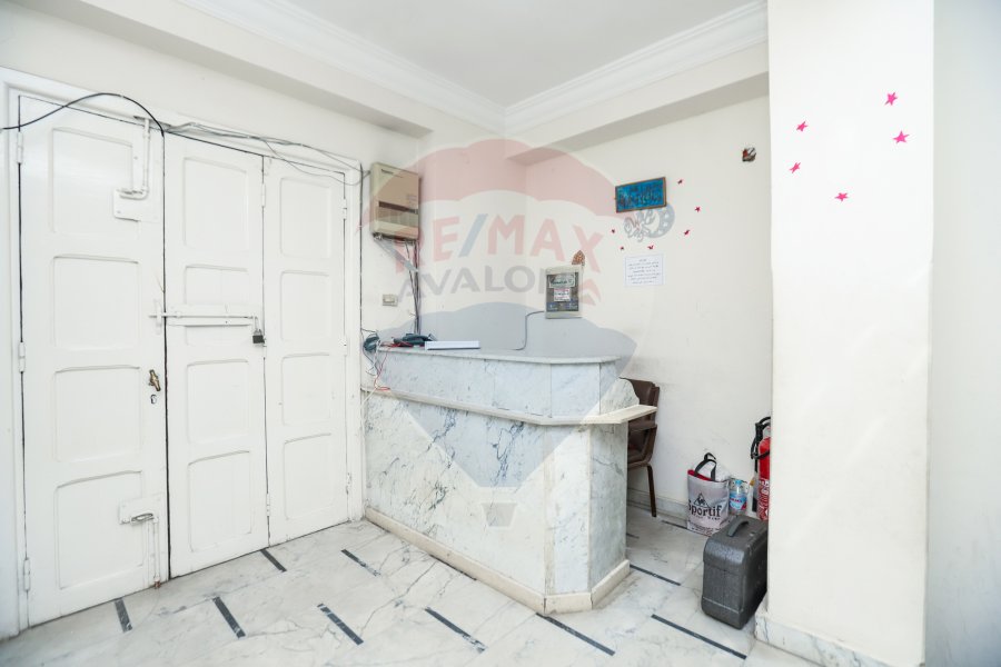 Mezzaine for sale 176 m Sidi Gaber (port Said St.)