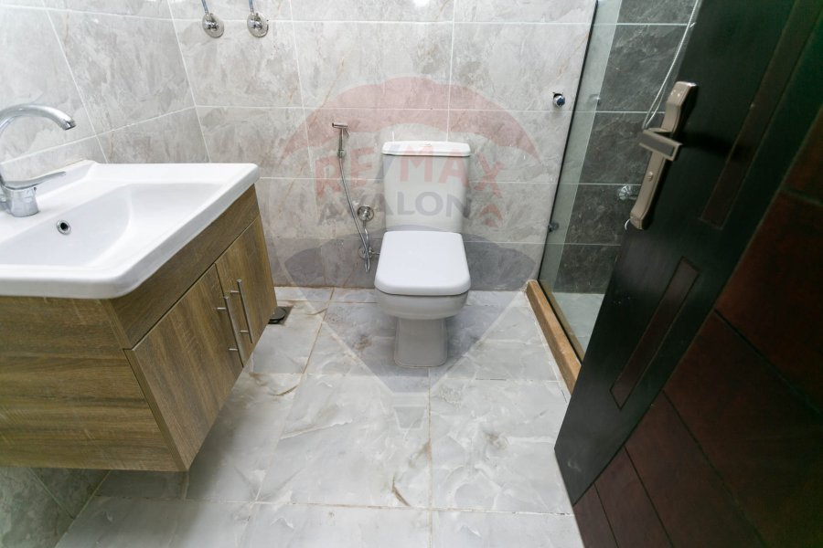 Apartment for sale 135 m Al-Asafra (Directly on the sea)