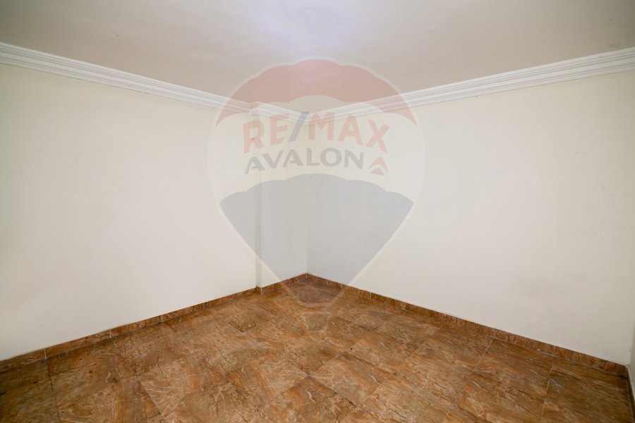 Apartment for rent 185 m Janaklis (Al-Horaya Road)