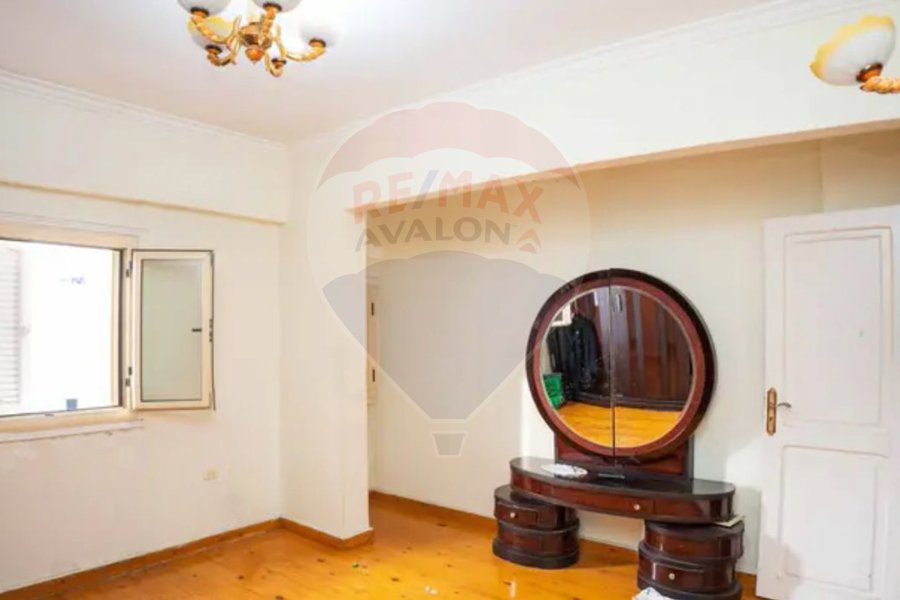 Apartment for sale 135 m Smouha (Tutankhamun Street)