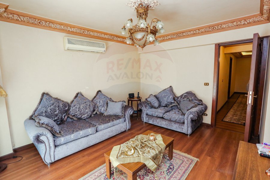 Apartment for sale 250 m Kafr Abdo (steps from Saint Jenny Square)