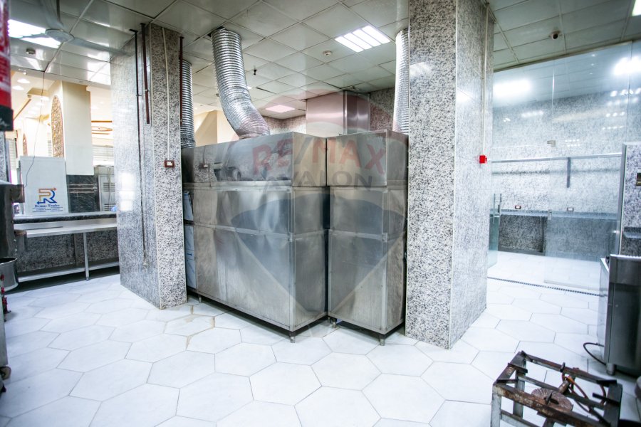 Commercial Shop For sale 150 m Victoria (El saaeh Square)