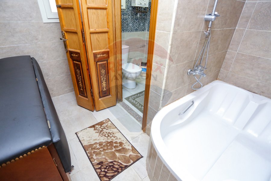 Apartment For Sale 320 m Sporting (Steps From Abo Qer St.)