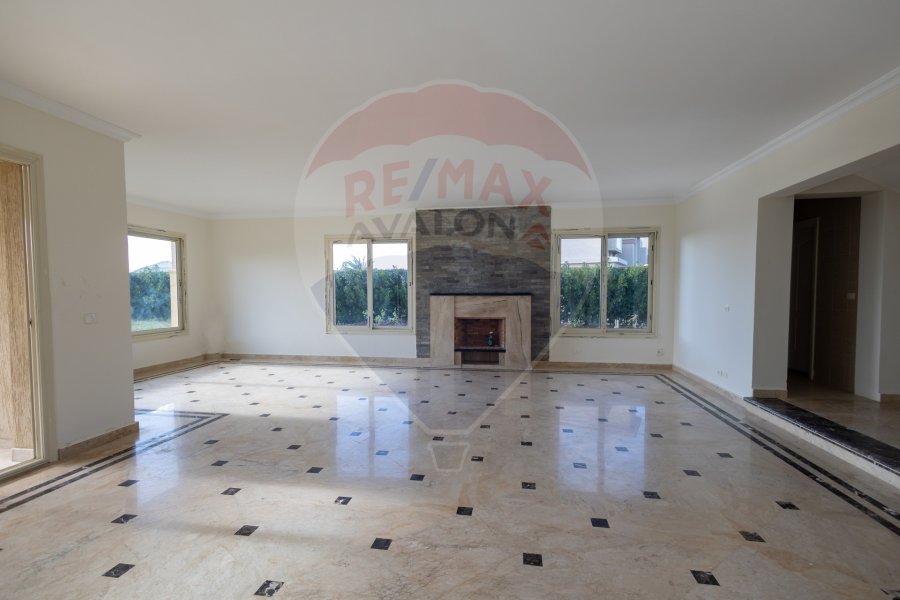 Stand alone villa for sale 1,300 m King Mariout (Alex west - Antoniados model V2)