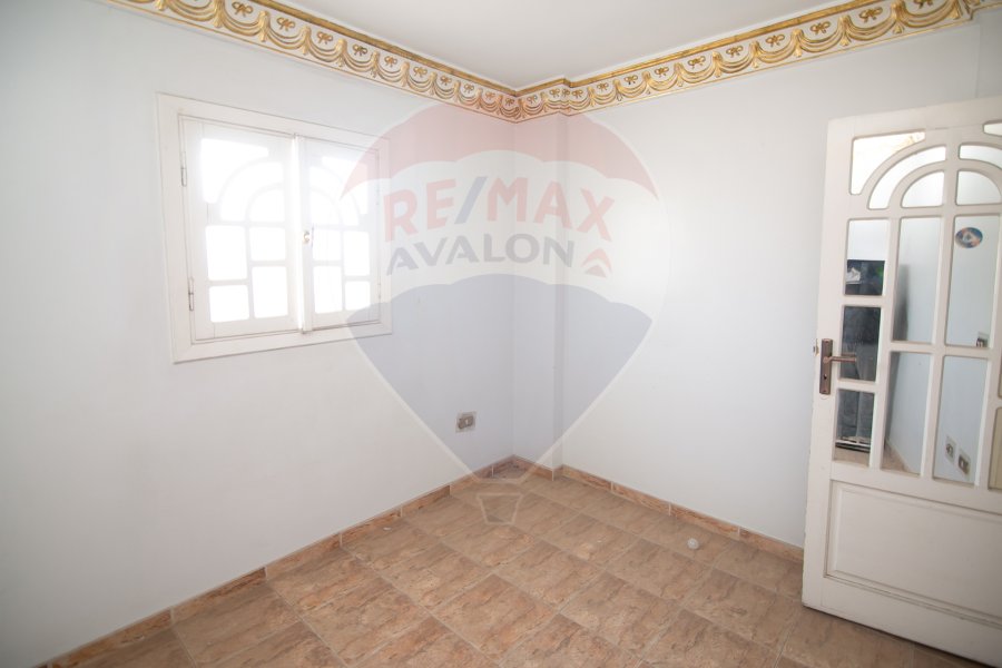 Duplex apartment for sale 250 m Gleem (branched from Zahran Rushdi Street)
