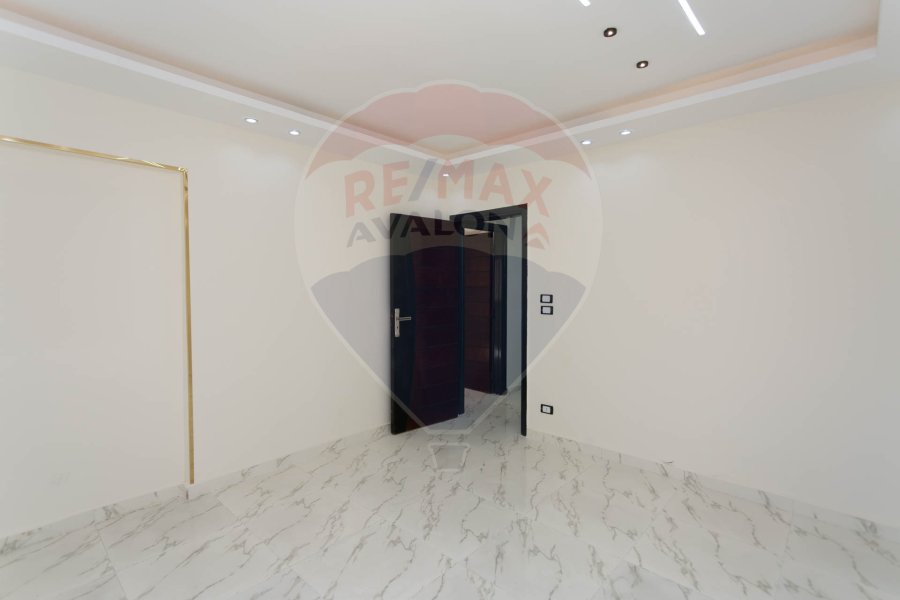 Apartment for sale 135 m Al-Asafra (Directly on the sea)