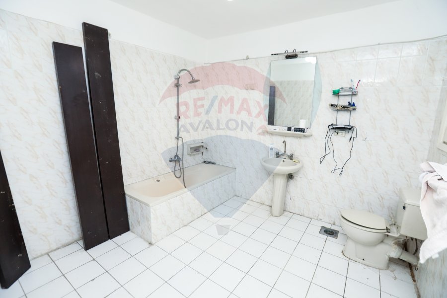 Mezzaine for sale 176 m Sidi Gaber (port Said St.)