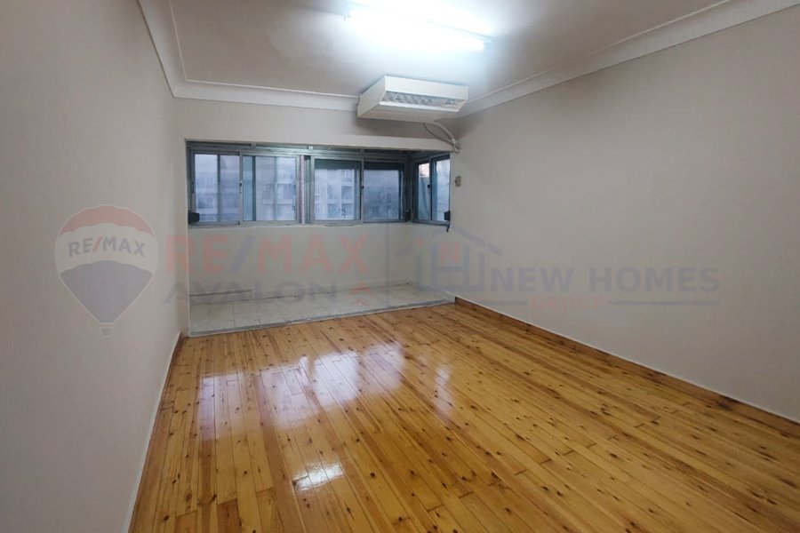 Apartment for sale 145 m Smouha (Mostafa Kamel St.)