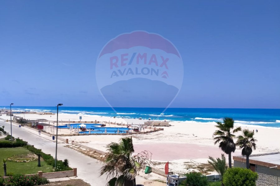 Villa for sale on the North Coast (Heliobeach Village) - 300 m