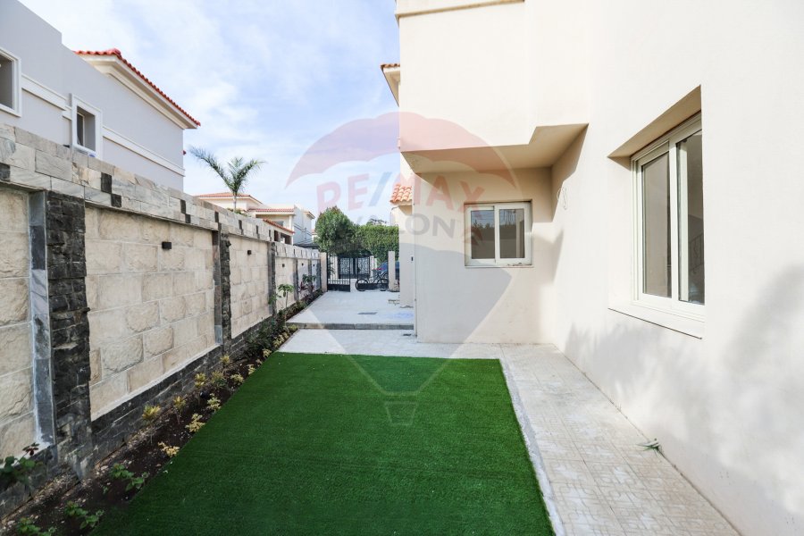 Villa for rent 393 m King Mariout (Alex West Compound - Antoniades Area)