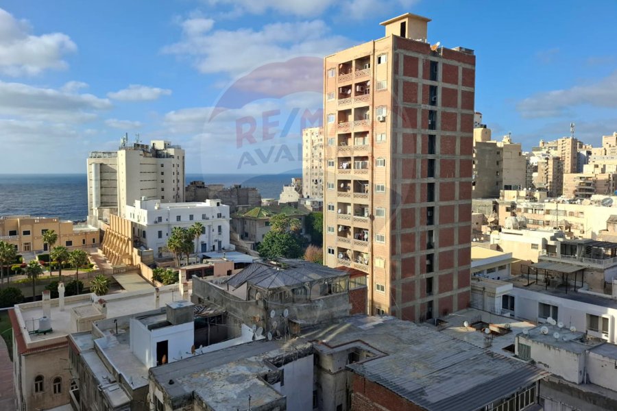شقة للبيع 225 م  ستانلي (خطوات من البحر )