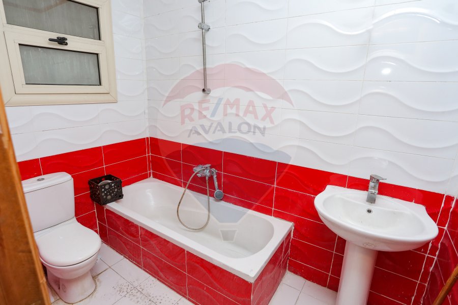 Apartment for sale 215 m Janaklis (Directly on Abo Qeer st)