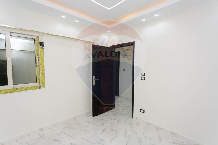 Apartment for sale 135 m Al-Asafra (Directly on the sea)