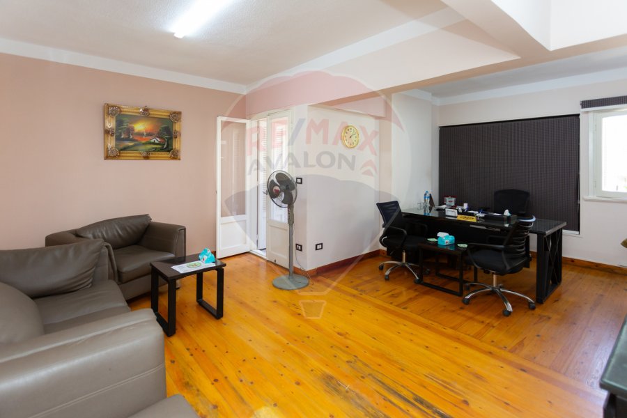 Apartment for sale 300 m Smouha (Al-Tayar Mahmoud Shokry St)