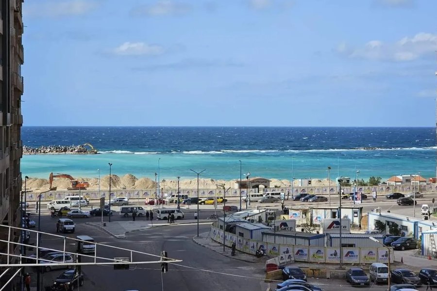 Shop for sale 85 m (directly on the sea)