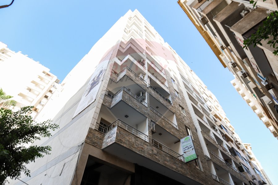شقة مفروش للإيجار 245 م كفر عبده ( ميدان سانت جيني )
