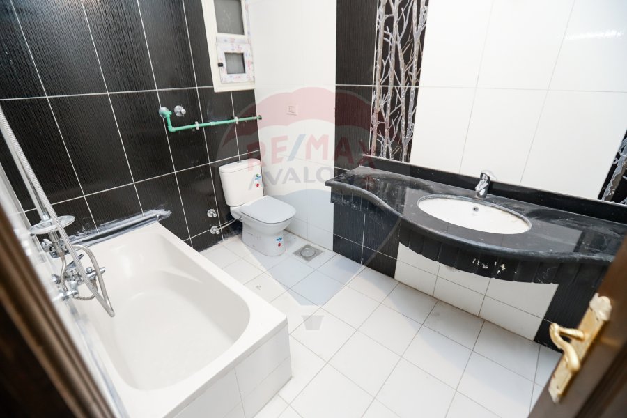 Apartment For Sale 270 m smouha (Villas area)