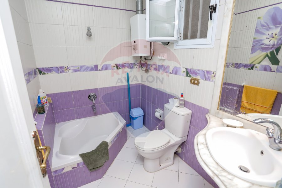 Apartment for sale 265 m Smouha ( Steps from Smouha Club )