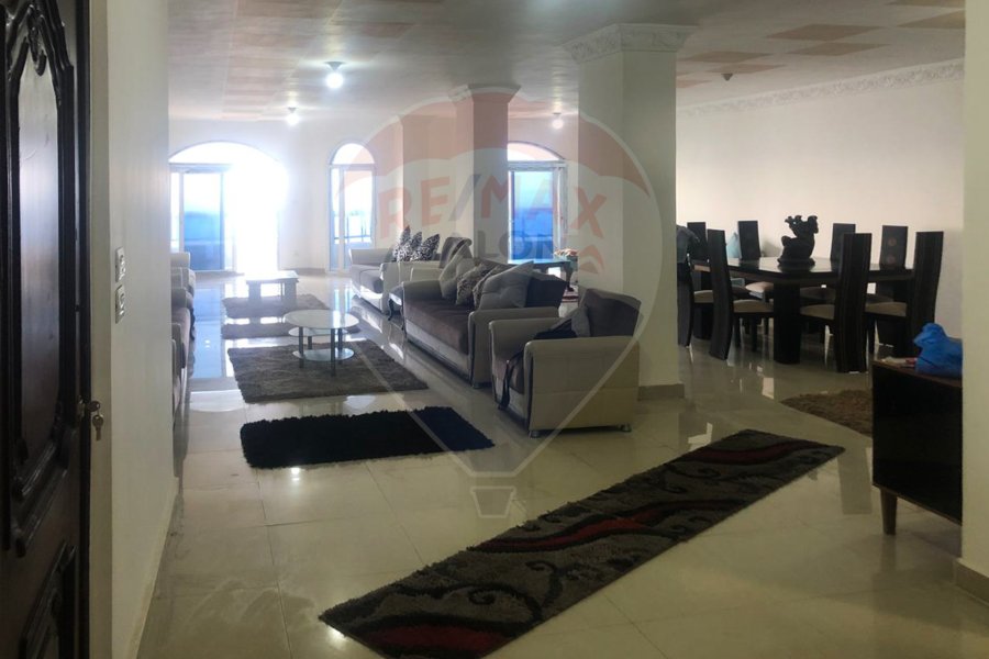 Apartment for sale 340 m Cleopatra (Directly on the sea - Brand Building)