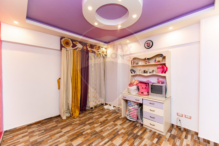 Apartment for sale 165 m Fleming (Abdelfatah Al-Tawel St.)