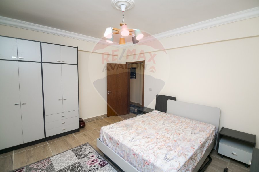 Ground chalet with garden for sale (Coral Hills - Ras El Hekma)