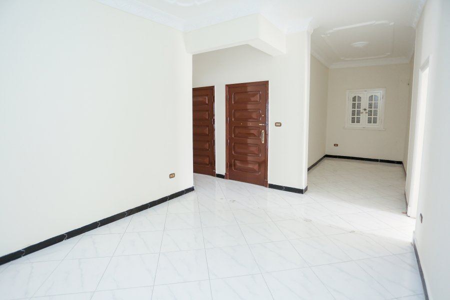 شقة للايجار 200 م كفر عبده (خطوات من حديقة اللمبي)