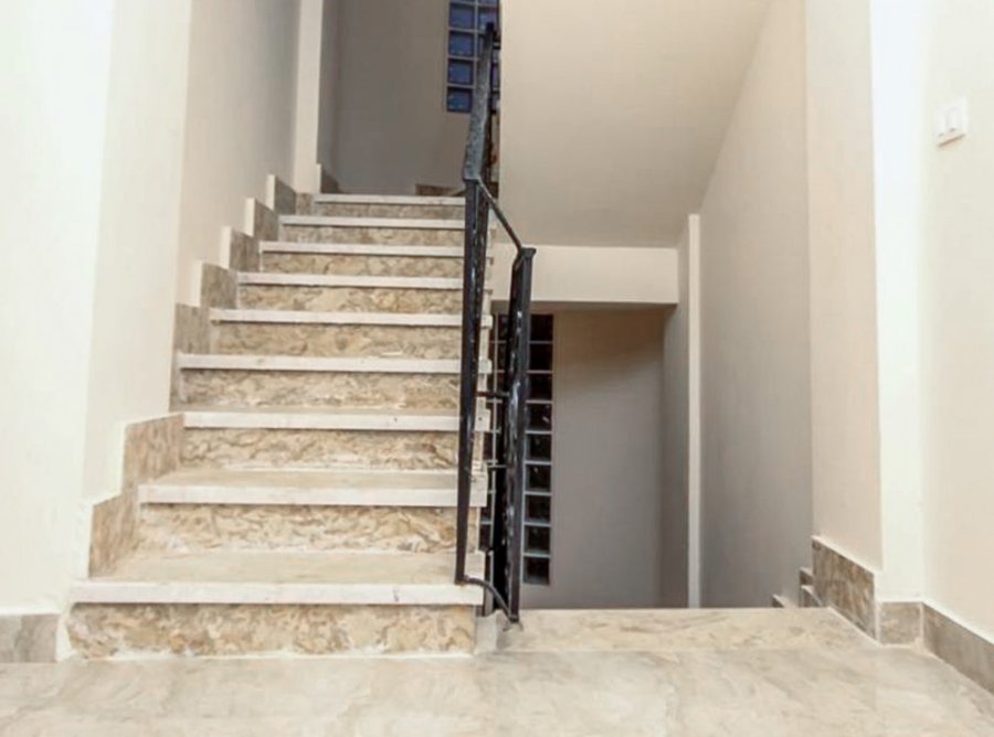 VILLA for sale 450m King Marriot Side View Compound- Kafouri St